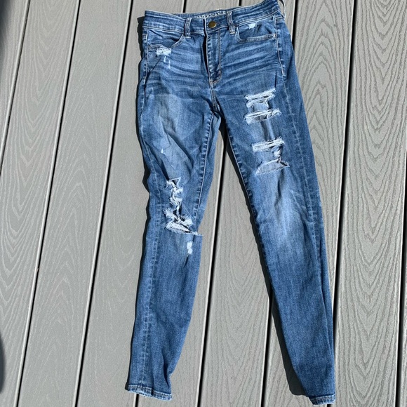 American Eagle Outfitters Denim - 🎉2/$35🎉 American Eagle Skinny Jeans